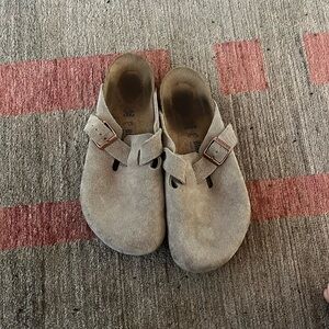 Men’s Boston Birkenstocks size 9.5